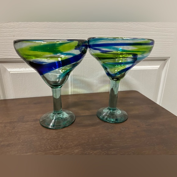 16Oz Hand Blown Margarita Glasses Blue Green Swirls Set of 2 Made in Mexico - Picture 6 of 13
